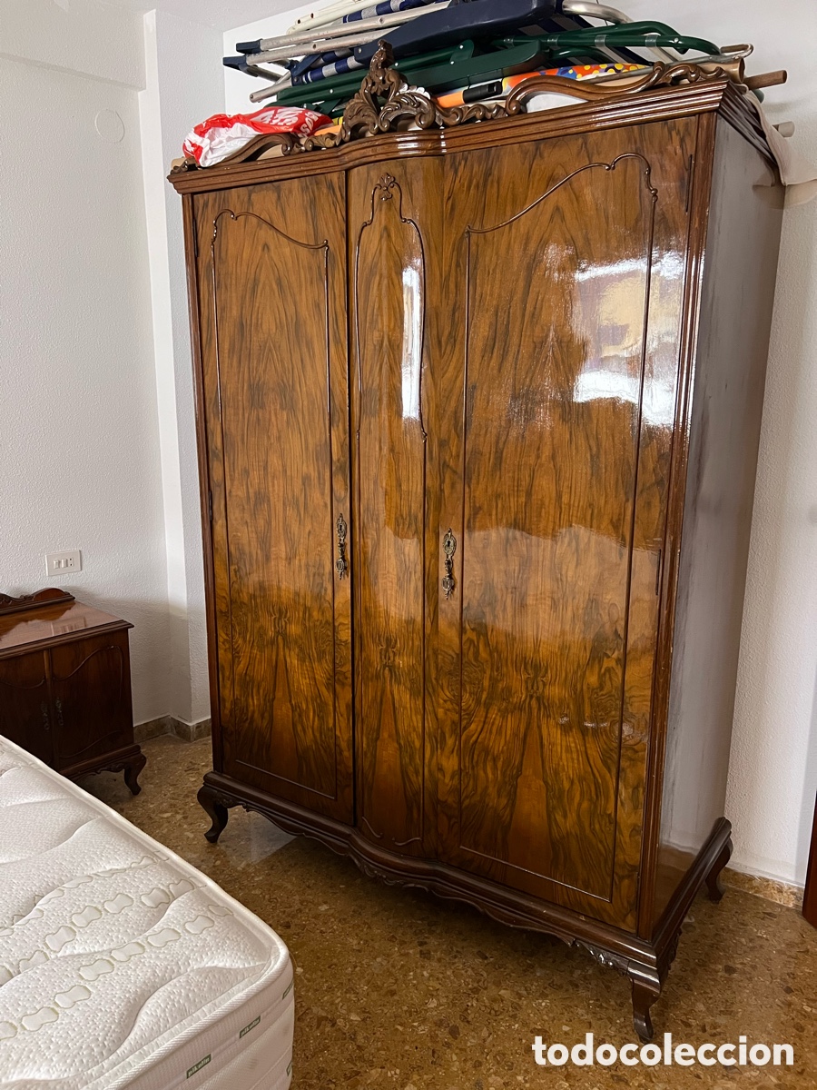 Antig&uuml;edades: Armario Cl&aacute;sico Madera - Foto 3