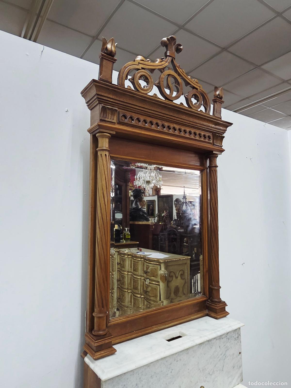 Antig&uuml;edades: Mueble lavabo antiguo con espejo - Foto 2