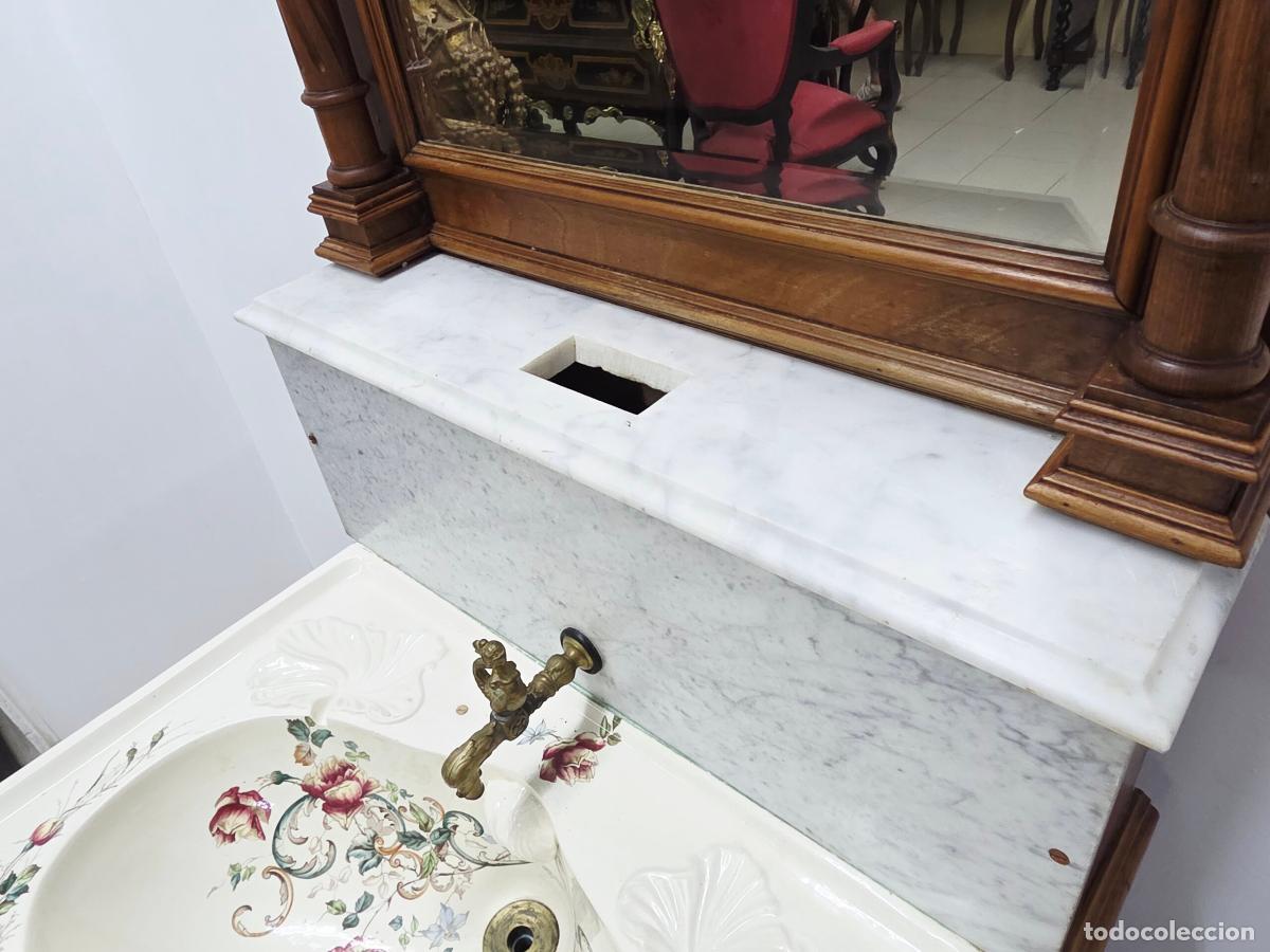 Antig&uuml;edades: Mueble lavabo antiguo con espejo - Foto 5