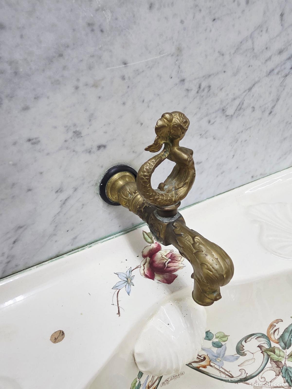 Antig&uuml;edades: Mueble lavabo antiguo con espejo - Foto 7