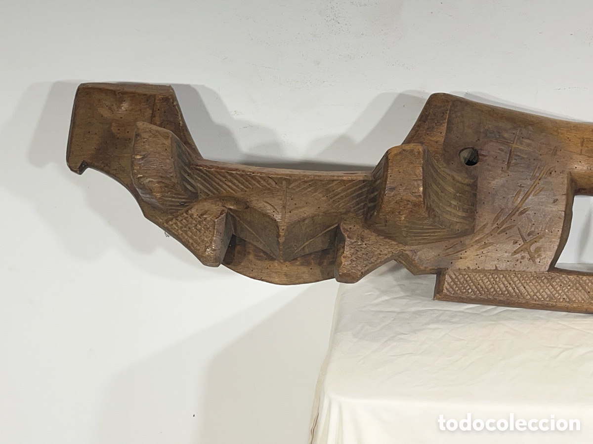 Antig&uuml;edades: Antiguo yugo de madera maciza. A/J - Foto 3