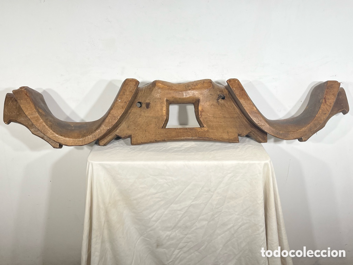Antig&uuml;edades: Antiguo yugo de madera maciza. A/J - Foto 7