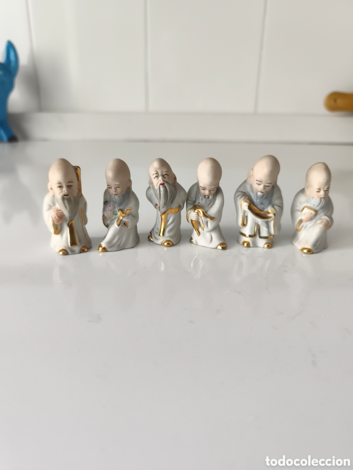 Antiguidades: Lote de 6 antiguos monjes chinos de porcelana en perfecto estado