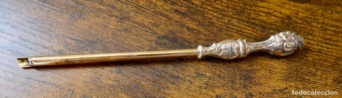 Antig&uuml;edades: gancho para botas o botones victoriano (button hook). Es un utensilio tocador cl&aacute;sico finales S XIX