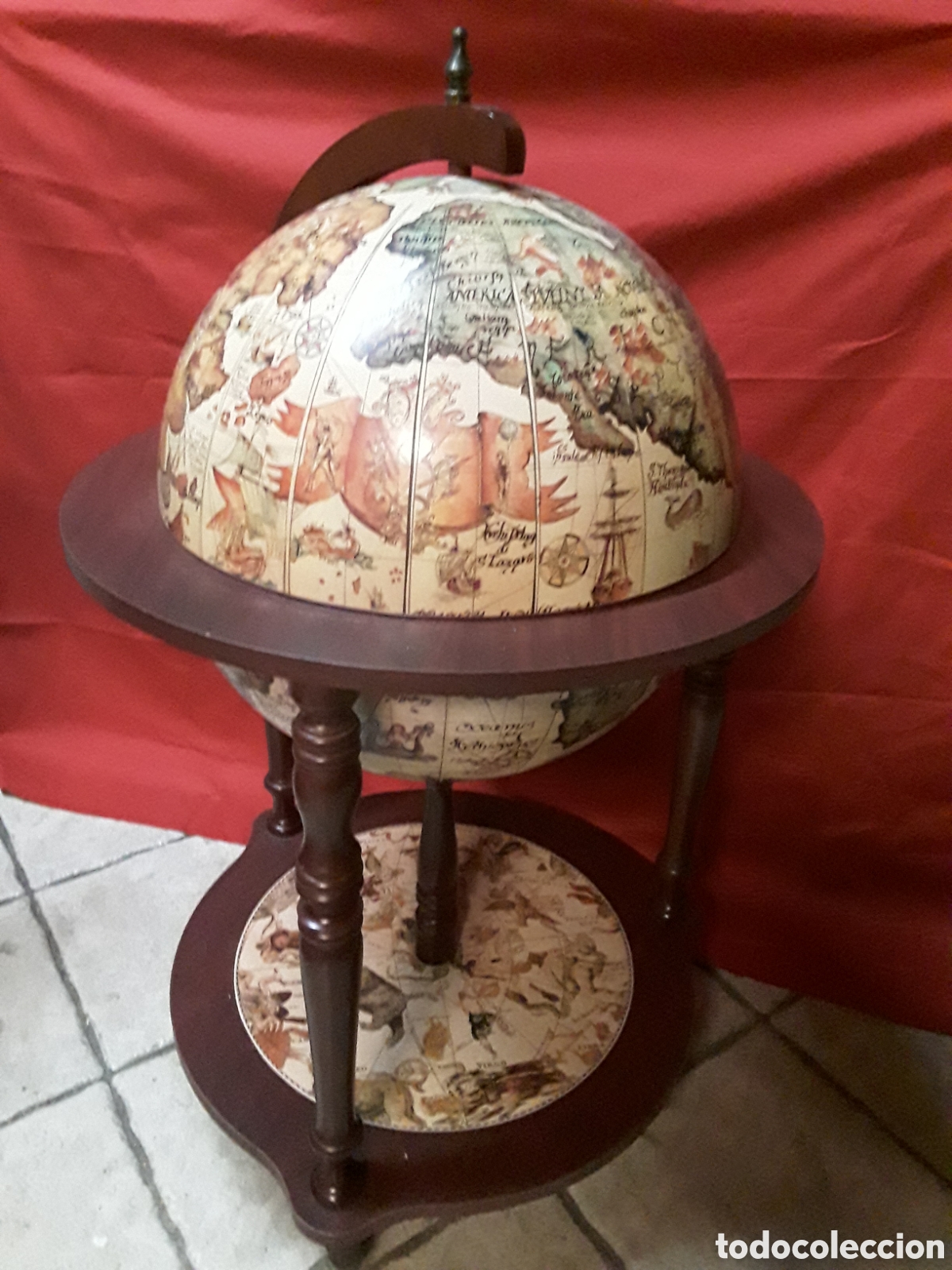 Antig&uuml;edades: Mueble bar botellero BOLA DEL MUNDO. 98 x 58 di&aacute;metro cms. A&ntilde;os 80