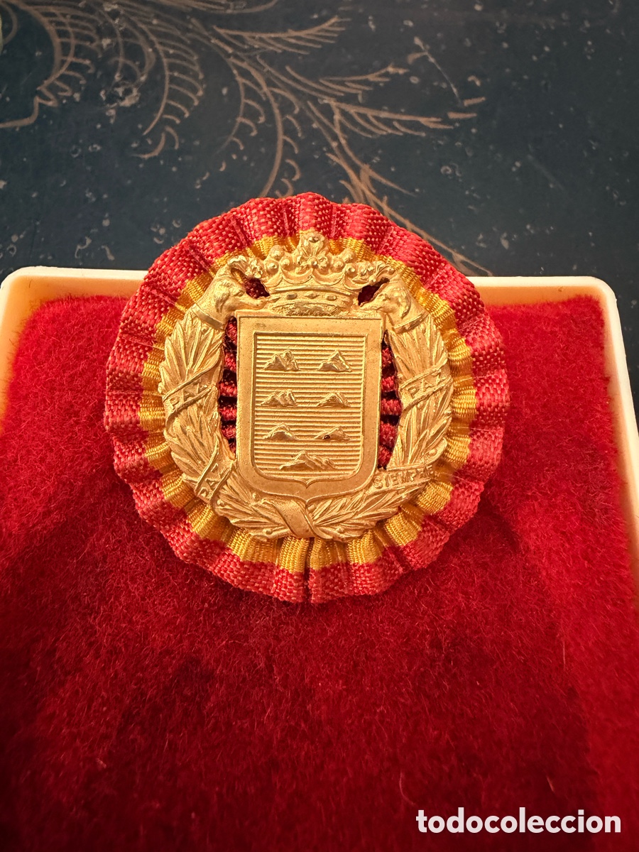 Antig&uuml;edades: Insignia Exposici&oacute;n de Barcelona de 1929