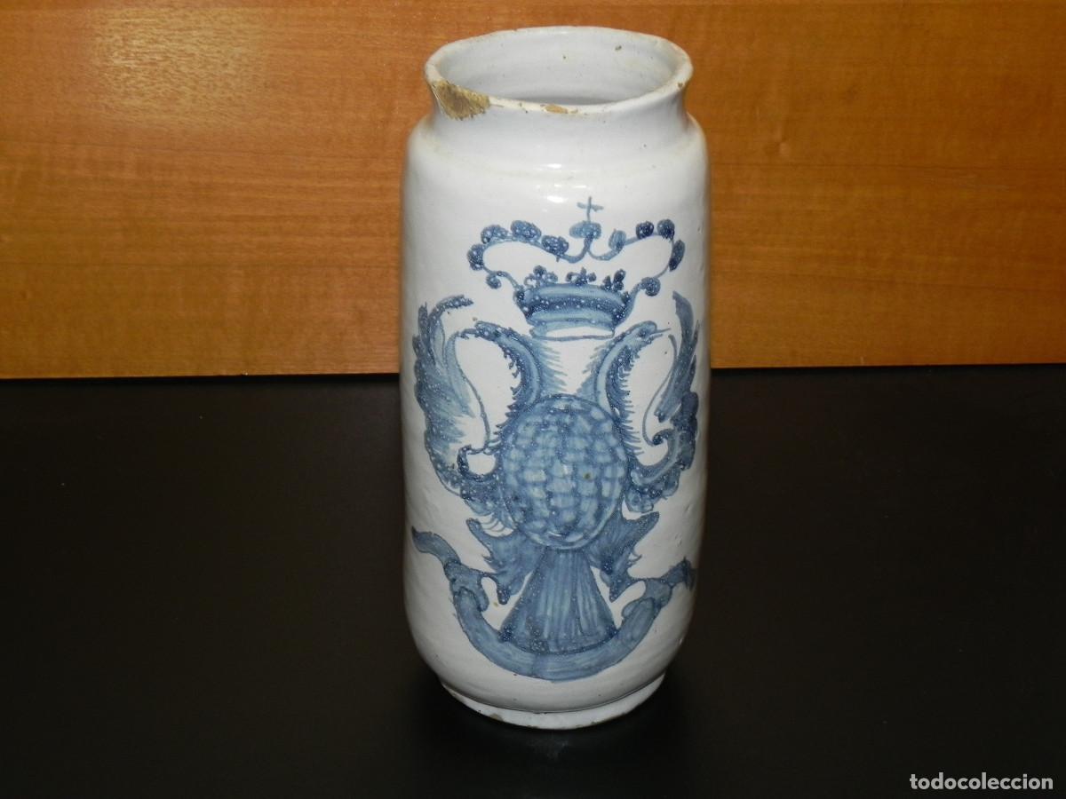 Antig&uuml;edades: ** ALBARELO BOTE DE FARMACIA AGUILA BICEFALA Y CORONA. TALAVERA . Siglo XVIII **