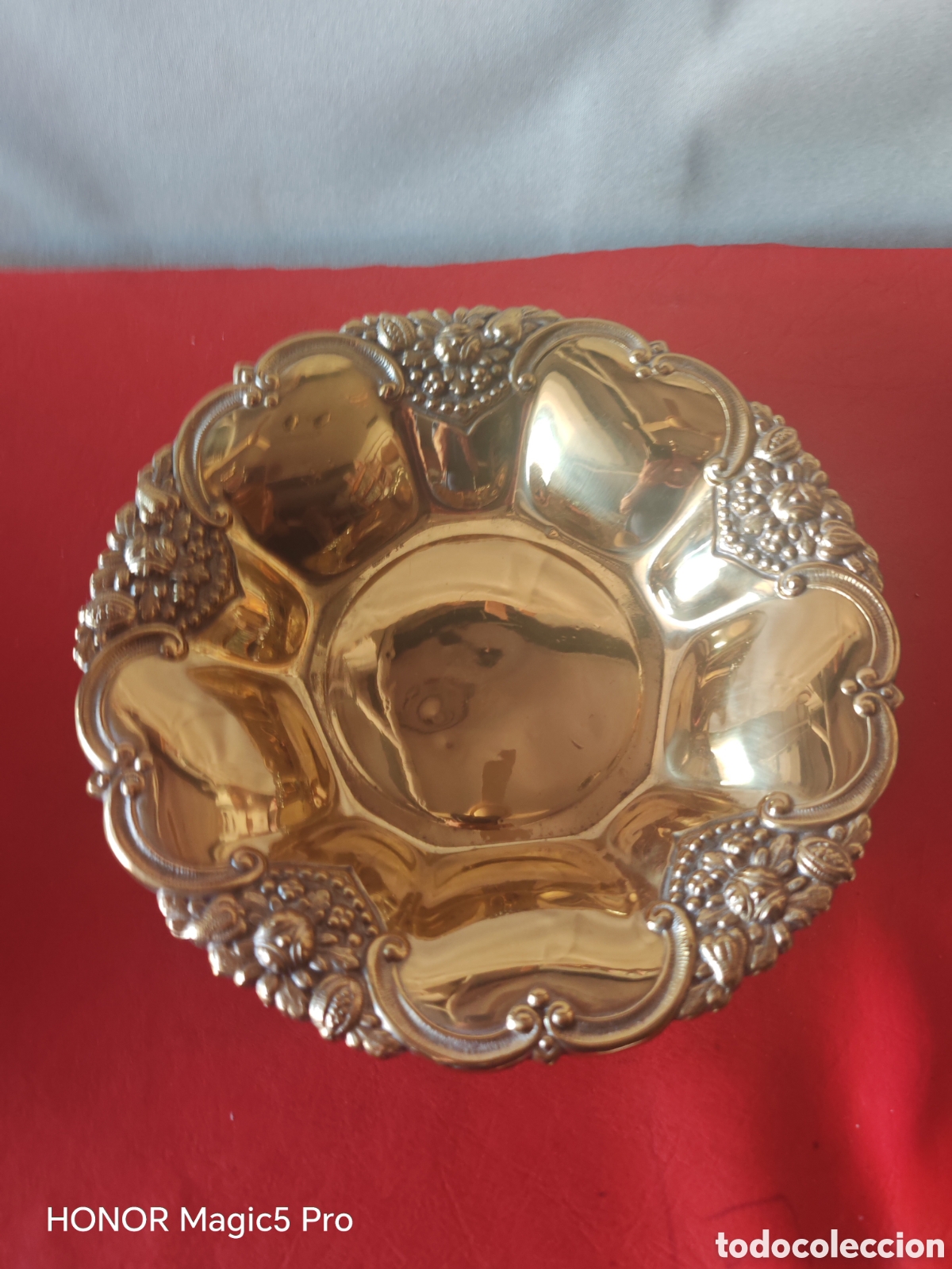 Antig&uuml;edades: Plato de centro de mesa en lat&oacute;n - Foto 5