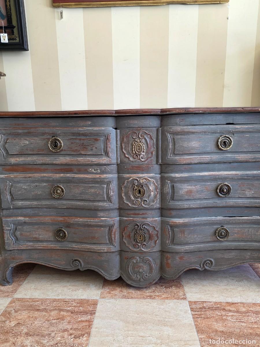 Antig&uuml;edades: Comoda madera maciza decapada - Foto 2