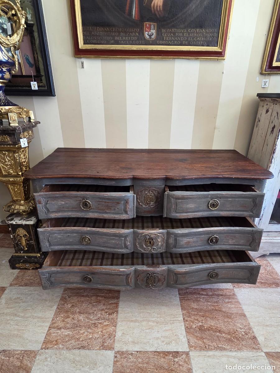 Antig&uuml;edades: Comoda madera maciza decapada - Foto 5