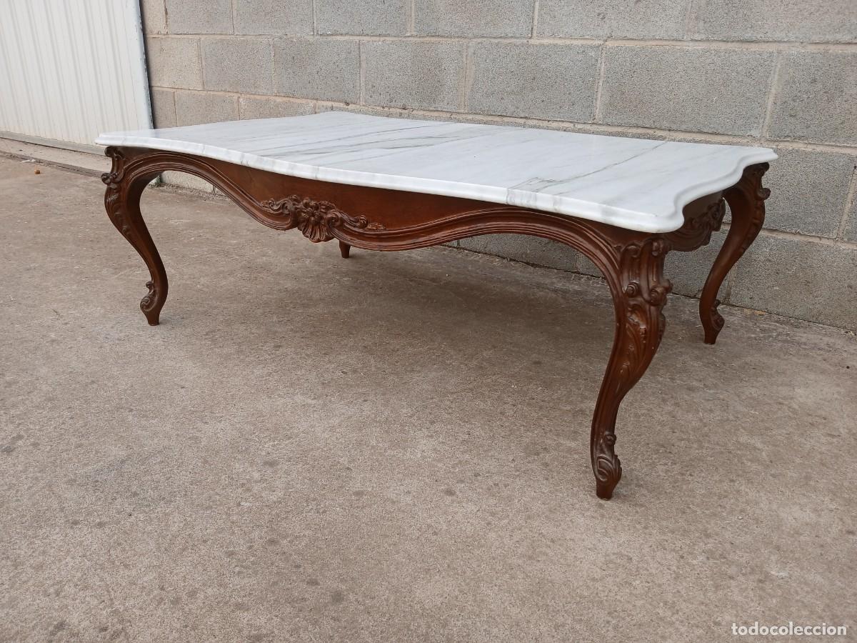 Mesa baja sal&oacute;n Luis XV.