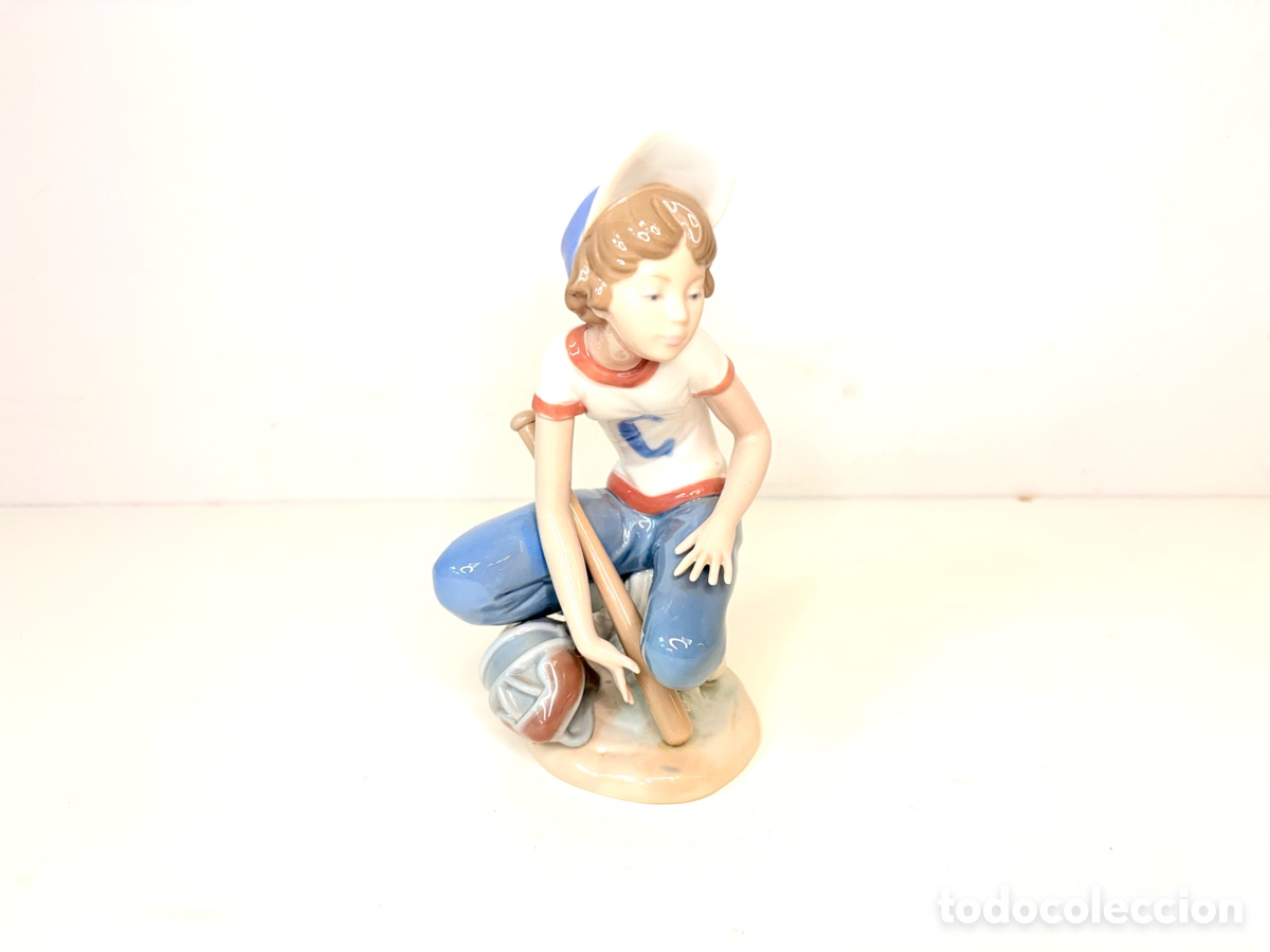 Antiques: Figura &ldquo; baseball en cuclillas&rdquo; by Salvador Devon para Lladr&oacute; Espa&ntilde;a 1985