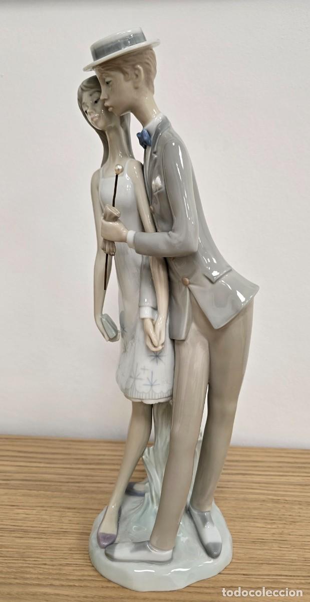 Antig&uuml;edades: Lladr&oacute;. Pareja de enamorados - Foto 5