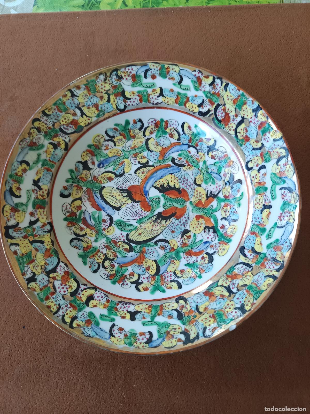 Antig&uuml;edades: PLATO DE PORCELANA CHINA MIL MARIPOSAS, CANTON CON SELLO, 20 CM. DIAMETRO
