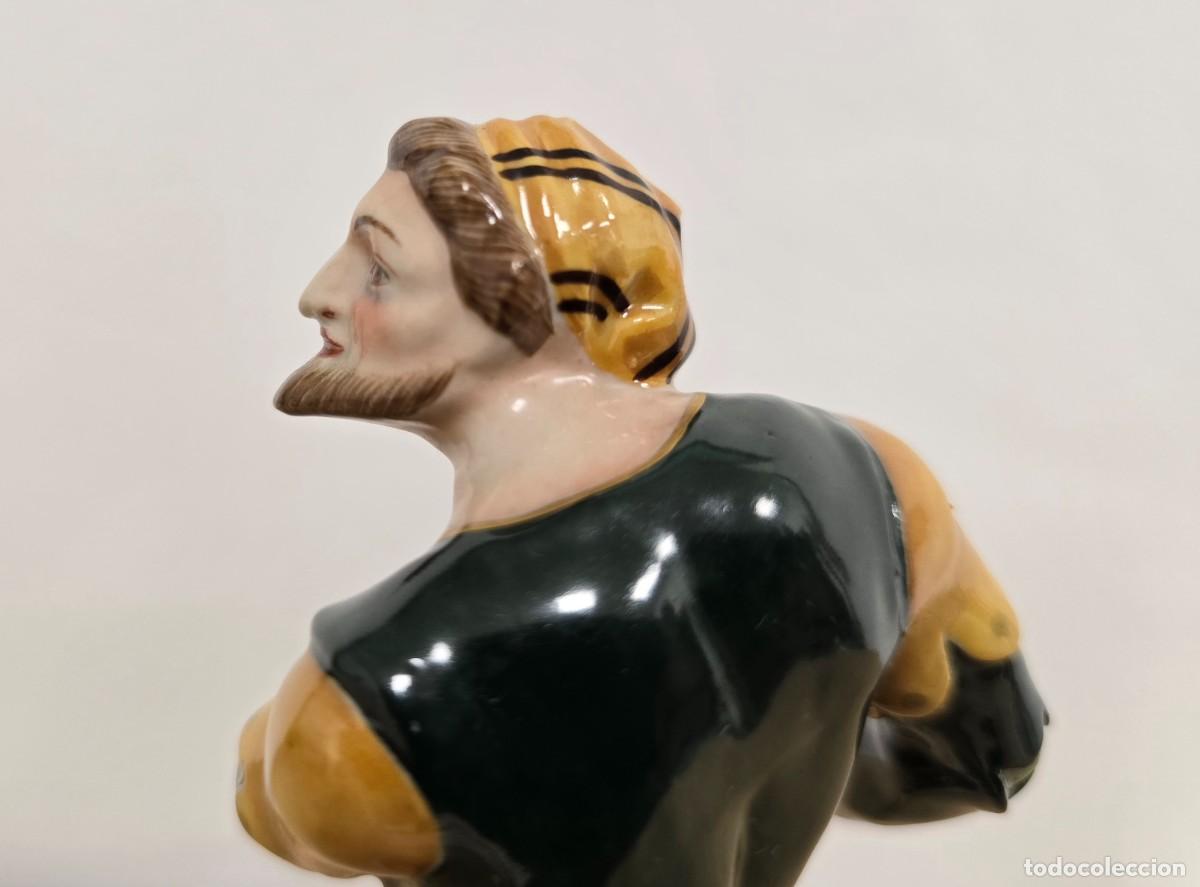Antig&uuml;edades: Porcelana de Capodimonte. Siglo XIx