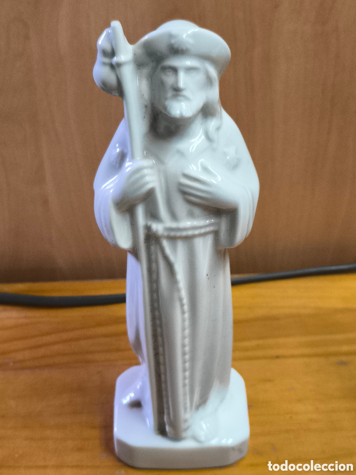 Antig&uuml;edades: FIGURA DE PORCELANA BLANCA ESMALTADA DE SANTIAGO PEREGRINO GALICIA