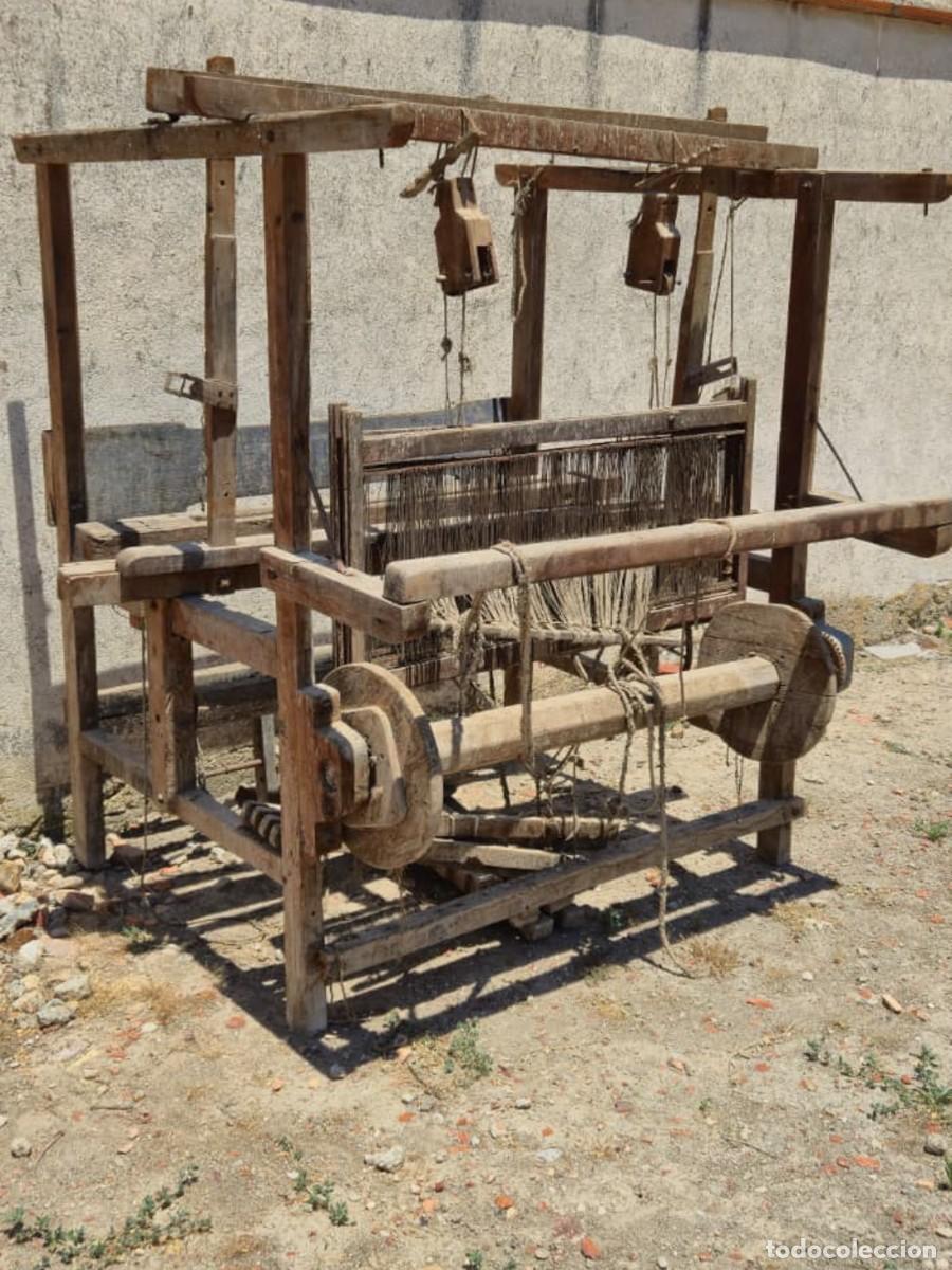Antig&uuml;edades: TELARA ANTIGUO DE PEDALES MANUAL