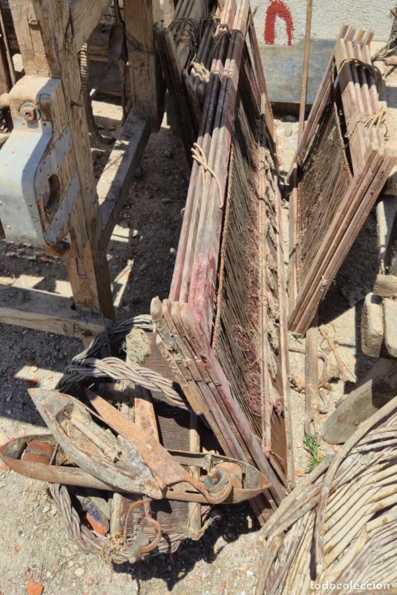 Antig&uuml;edades: TELAR ANTIGUO DE PEDALES MANUAL - Foto 3