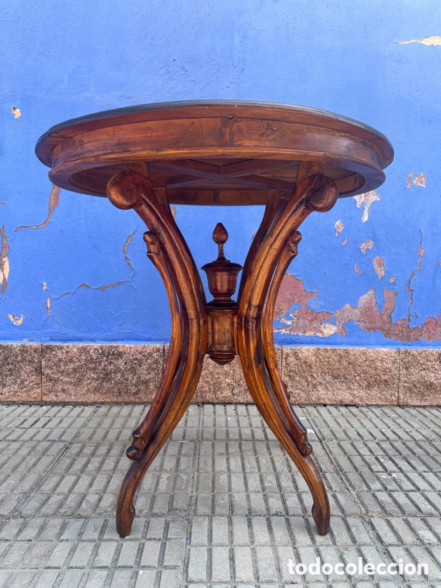 Antiques: Mesita Auxiliar en madera nogal