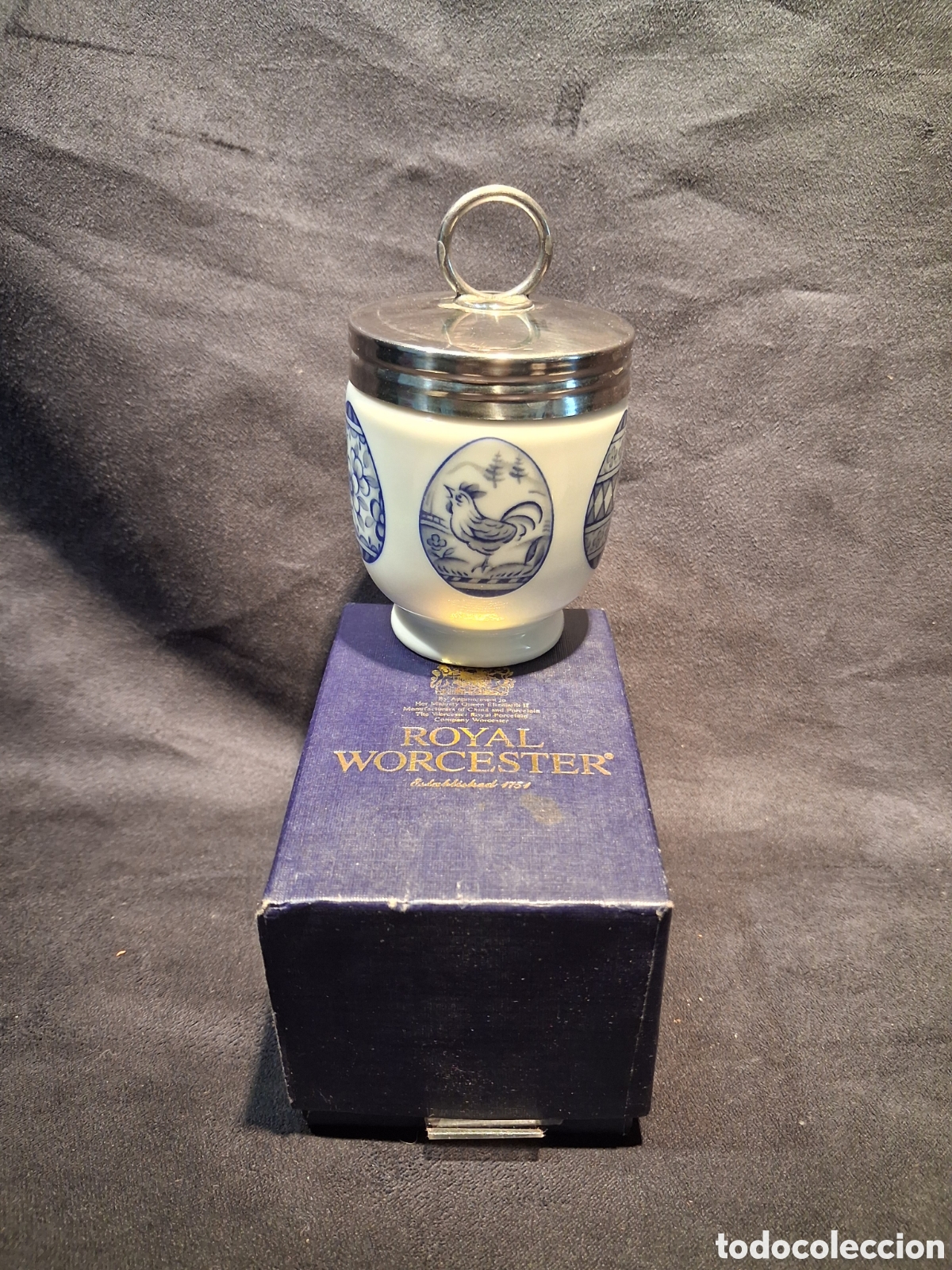 Antiques: HUEVERA DE PORCELANA INGLESA ROYAL WORCESTER CON SU CAJA