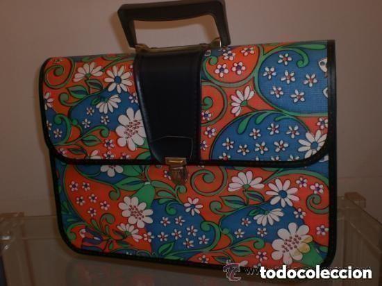 Antig&uuml;edades: CARTERA COLEGIO A&Ntilde;OS 60 o 70 ESTAMPADO -leer detalles