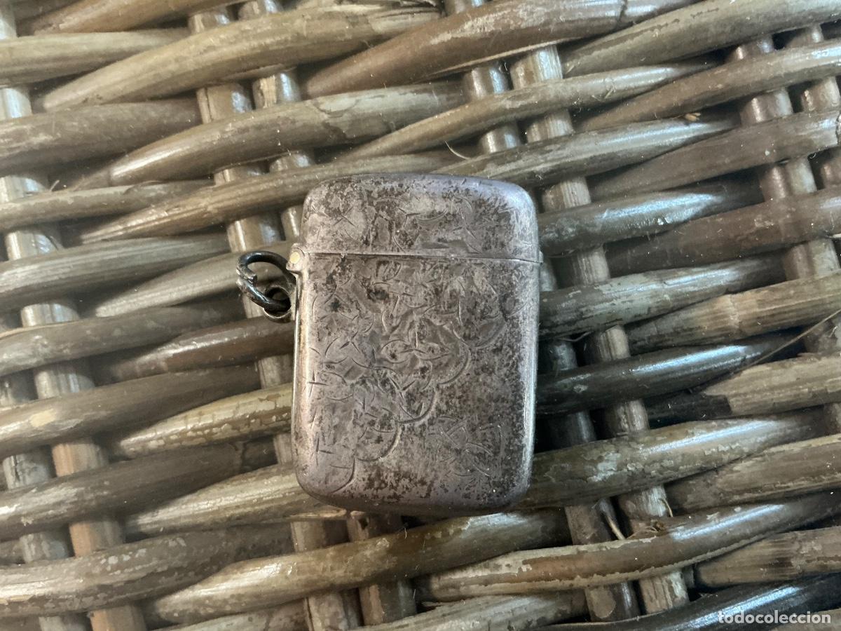 Antig&uuml;edades: cerillera de plata antigua