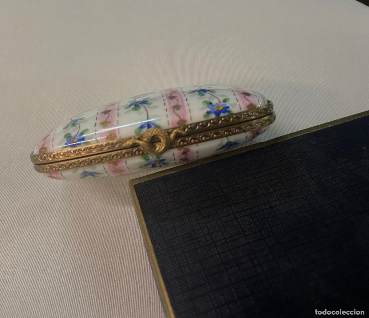 Antiquit&eacute;s: Cajita de porcelana de Limoges, Francia, finales del siglo XX