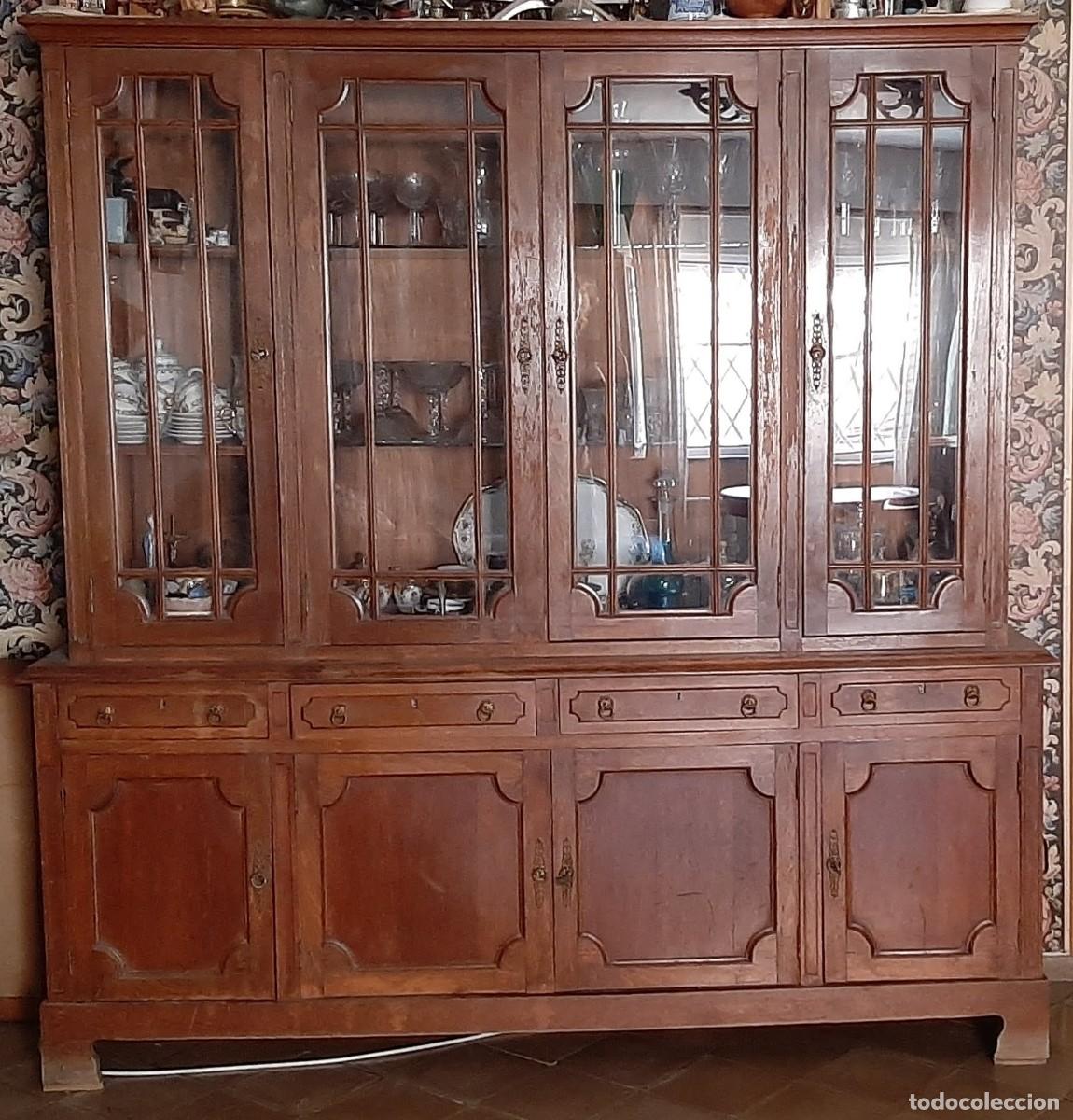Antiquit&auml;ten: Gran Mueble Aparador Sal&oacute;n con Vitrina de Madera y Cristal - Estilo Cl&aacute;sico