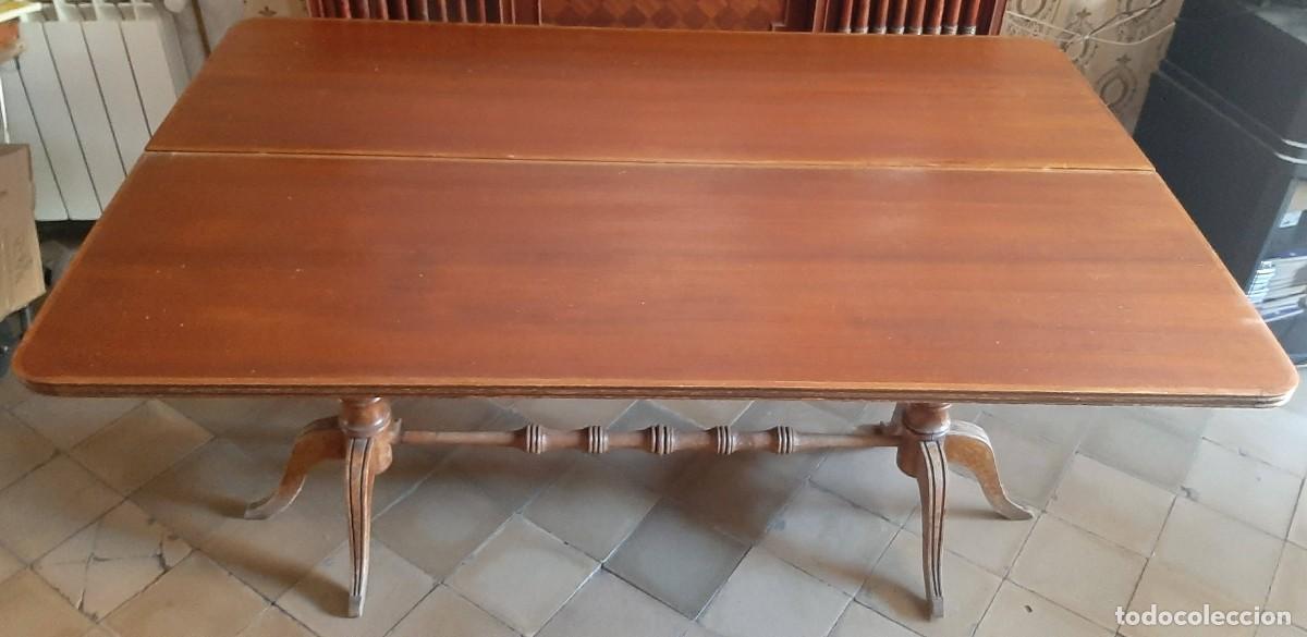 Antiquit&auml;ten: Conjunto Comedor Vintage: Mesa Extensible Patas de Lira y Juego de Sillas para Restaurar