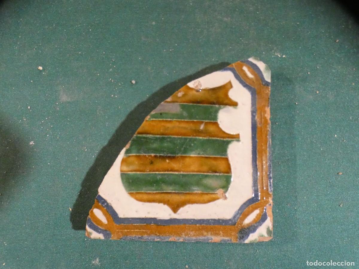 Antig&uuml;edades: Azulejo Escudo de los Ribera