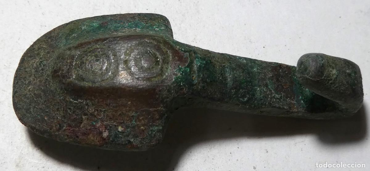 Antig&uuml;edades: Gancho de bronce chino para cintur&oacute;n