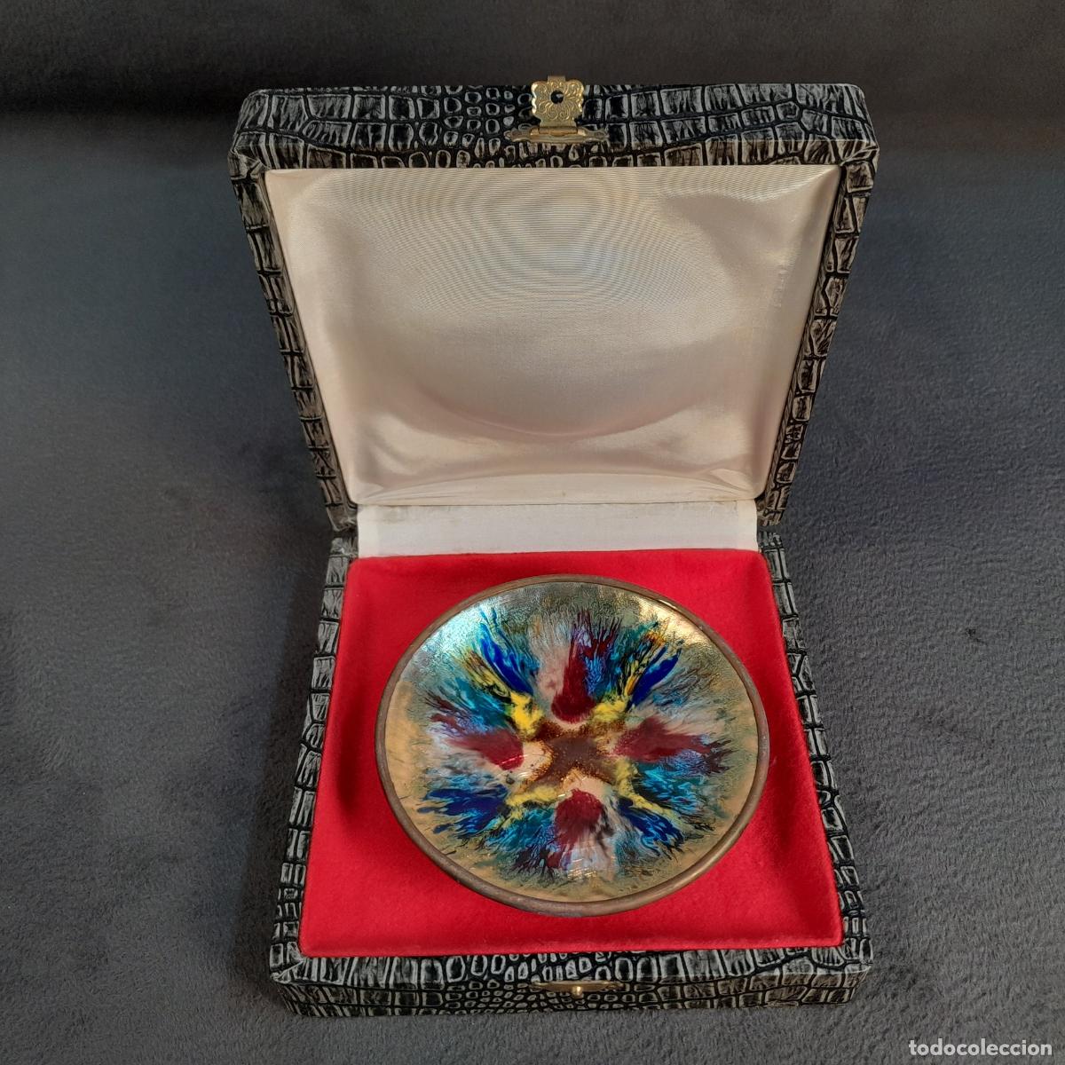 Antig&uuml;edades: CUENCO ARTESANAL DE COBRE ESMALTADO. SIGLO XX