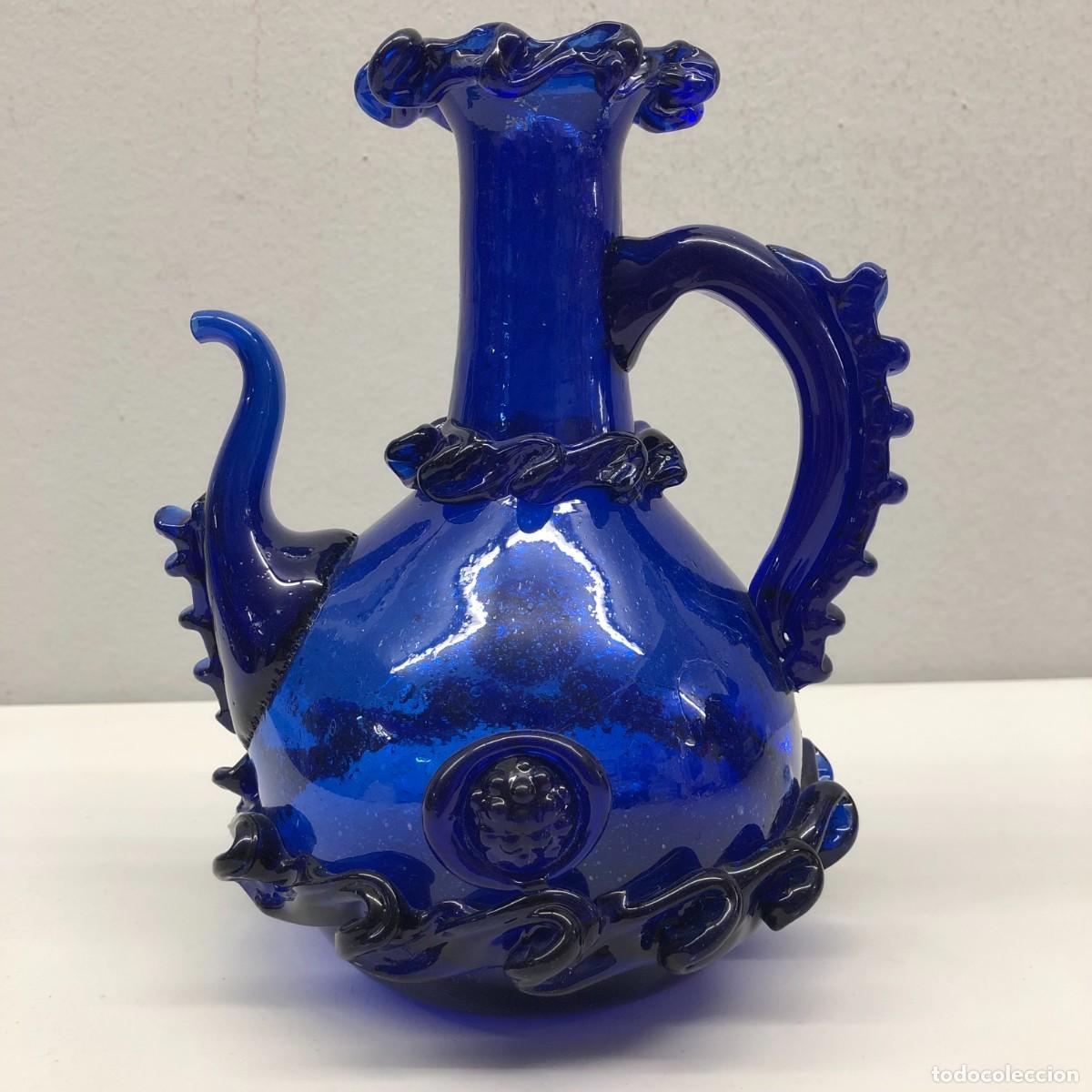 Antig&uuml;edades: CETRILLERA DE CRISTAL MALLORQU&Iacute;N - AZUL - 20 X 16 X 15 CM - S. XIX-XX - PIEZA DE MUSEO