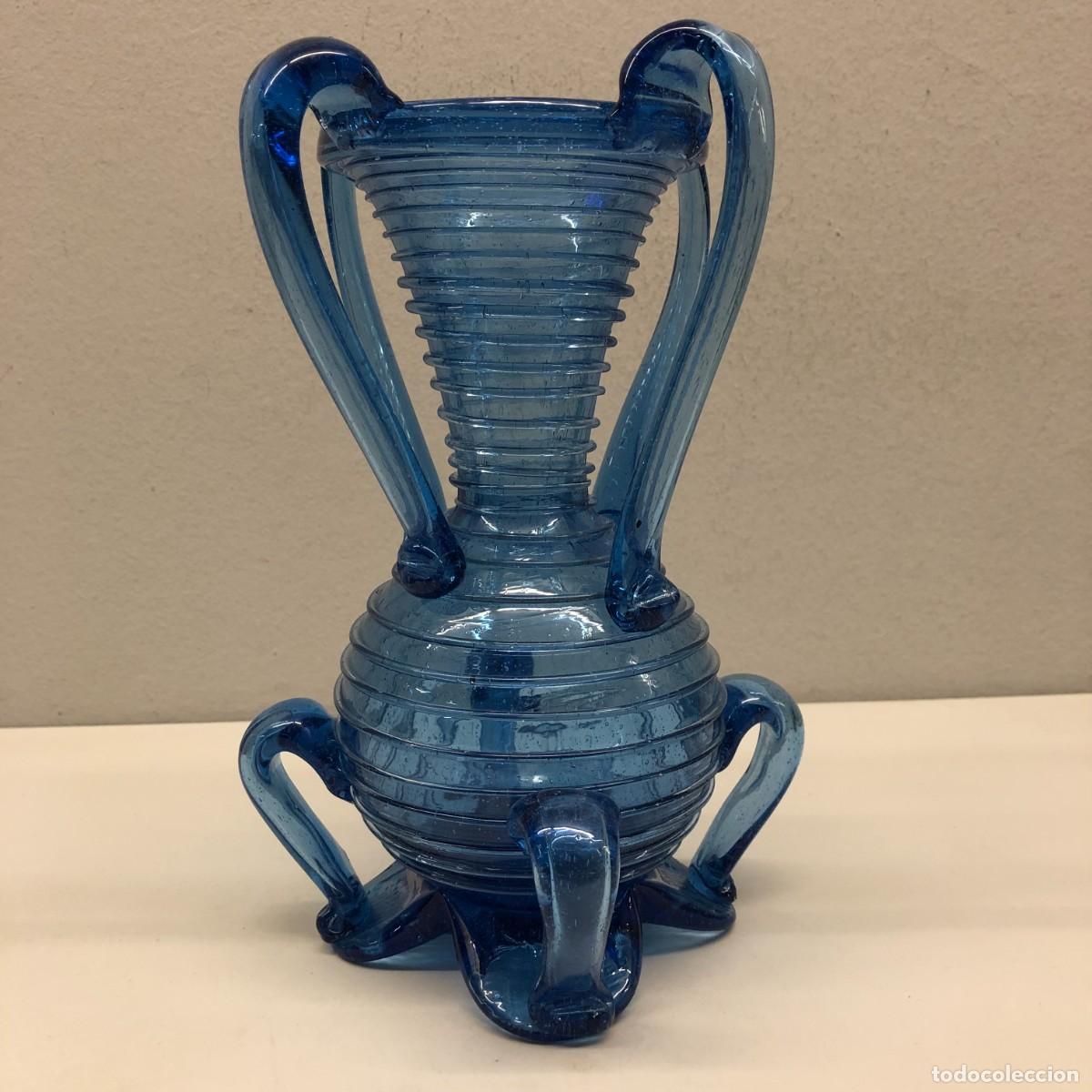 Antig&uuml;edades: PRECIOSO JARRON CENTRO DE MESA DE CRISTAL MALLORQU&Iacute;N SOPLADO A MANO - S. XIX-XX - 25 X 17 X 17 CM