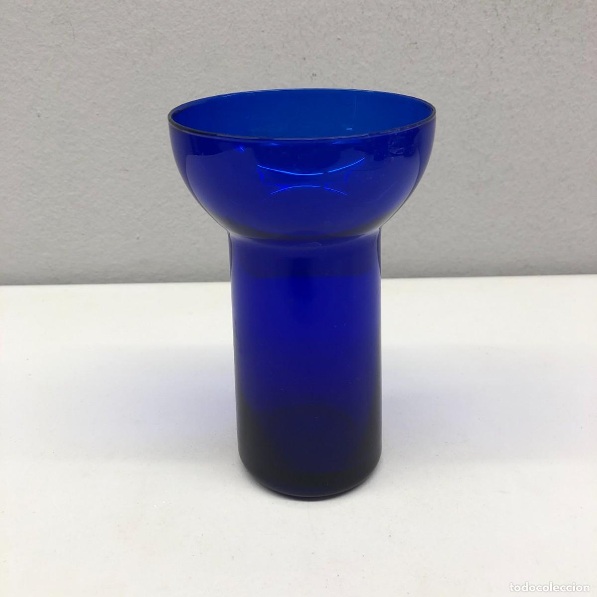 Antiguidades: PRECIOSA COPA DE CRISTAL DE MURANO AZUL - DISE&Ntilde;O - 14 X 8,5 X 8,5 CM - PIEZA DE DISE&Ntilde;O