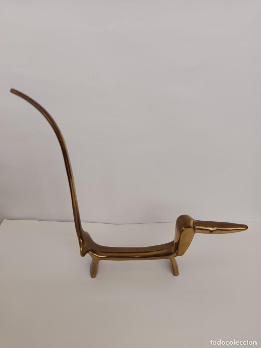 Antig&uuml;edades: Perro de bronce para guardar anillos