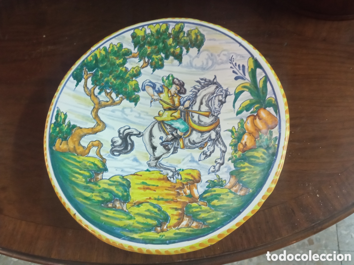 Antig&uuml;edades: Precioso plato de cer&aacute;mica de Talavera de 27 cm de di&aacute;metro