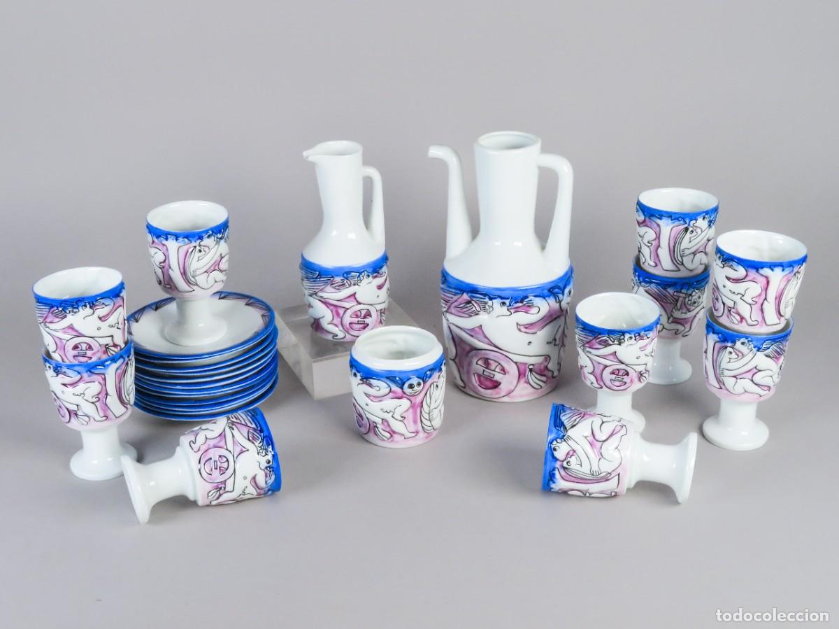 Antig&uuml;edades: Juego de caf&eacute; de porcelana de Castro Sargadelos modelo &Aacute;ngeles Acuarelados siglo XX