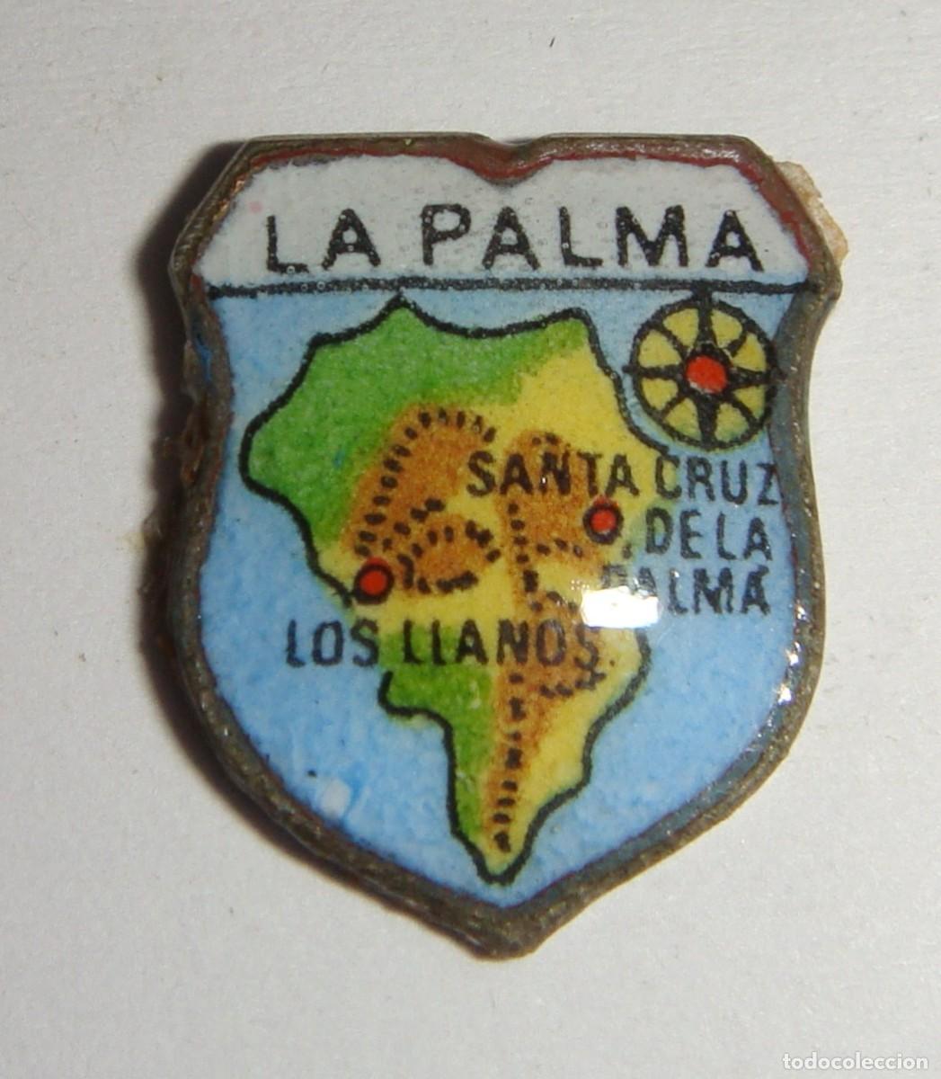 Antig&uuml;edades: Insignia Esmaltada de La Palma &middot; Escudo con Mapa de la Isla &middot; Miniatura 13 &times; 10 mm