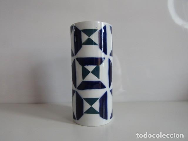 Antig&uuml;edades: PRECIOSO JARRON FLORERO DE PORCELANA DE SARGADELOS CL&Aacute;SICO - 18 CM