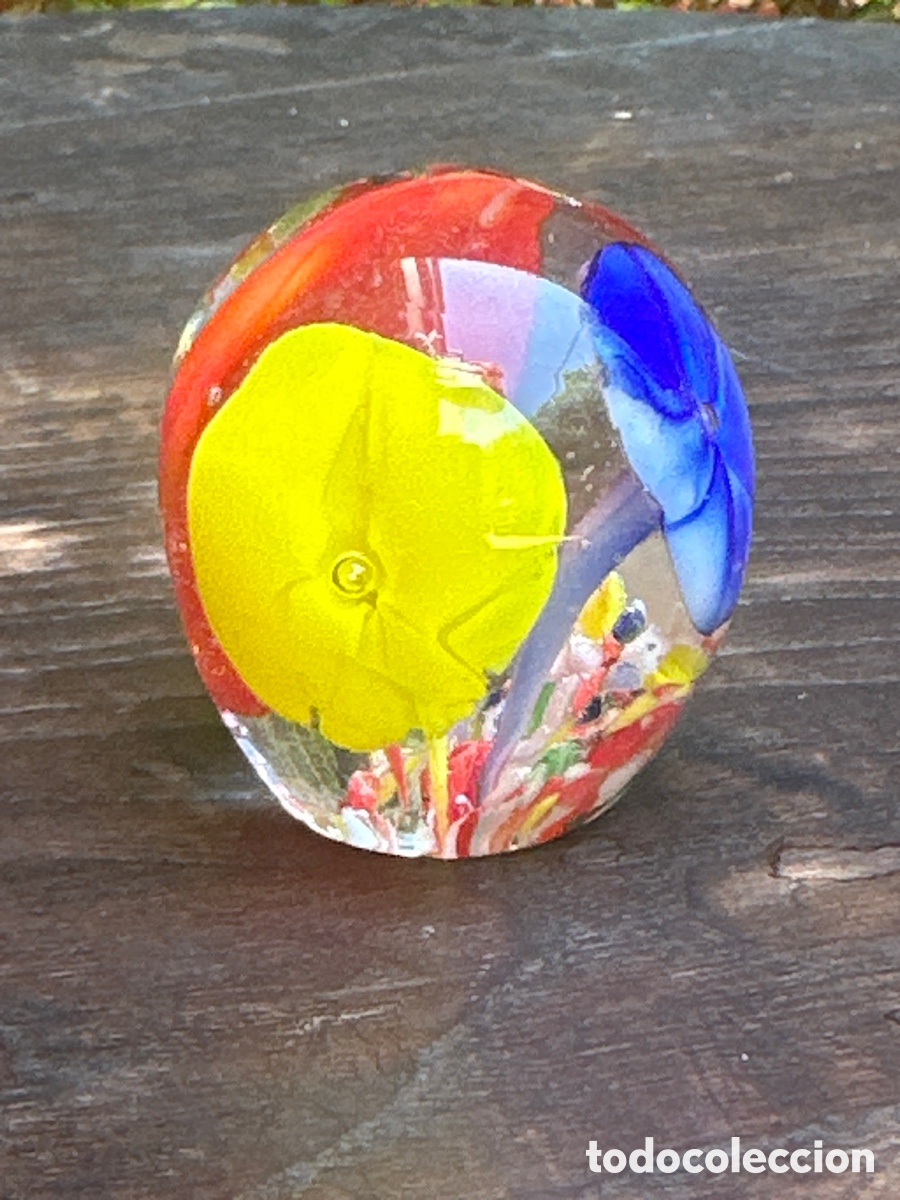 Antiguidades: PRECIOSO PISAPAPELES DE CRISTAL DE MURANO.