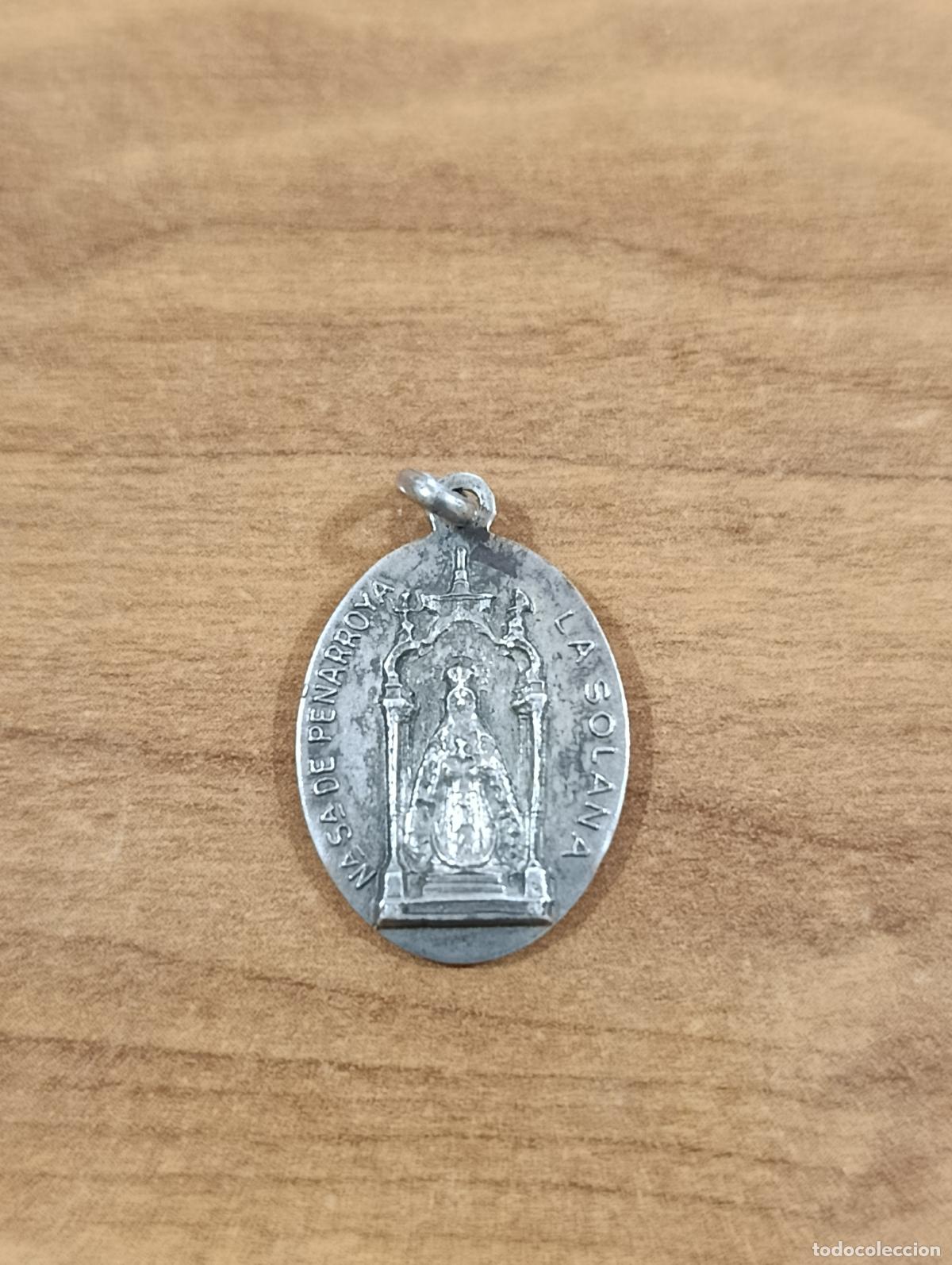 Antiques: MEDALLA RELIGIOSA. N&ordf; S&ordf; DE PE&Ntilde;ARROYA LA SOLANA. CORAZ&Oacute;N DE JES&Uacute;S. SELLO MARCA LETRA F. PLATA??