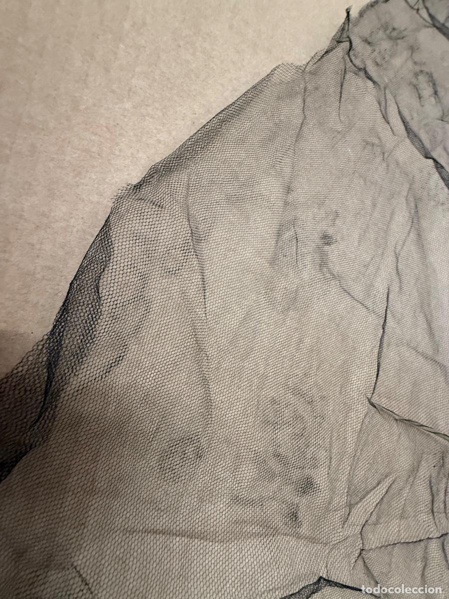 Antig&uuml;edades: Antiguo mantilla de tul Triangular. mide 100x40cm - Foto 3