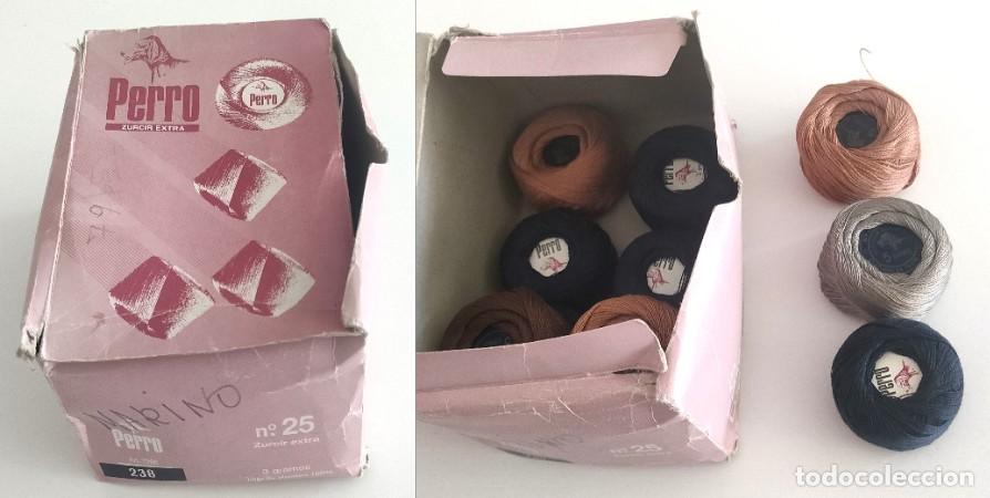 Antiquit&eacute;s: Antigua caja con 11 ovillos de zurcir extra n&ordm;25 marca Perro. Fabra Coats