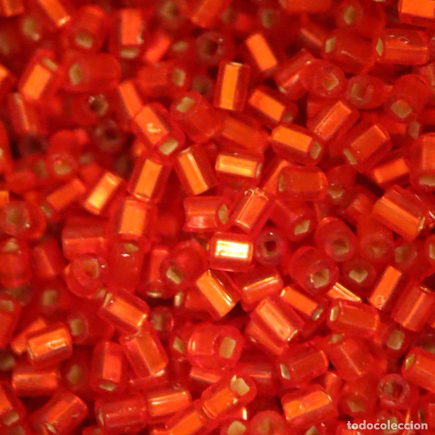 Antig&uuml;edades: Cuentas Vidrio Rojo Italiano 2mm - 8.6kg