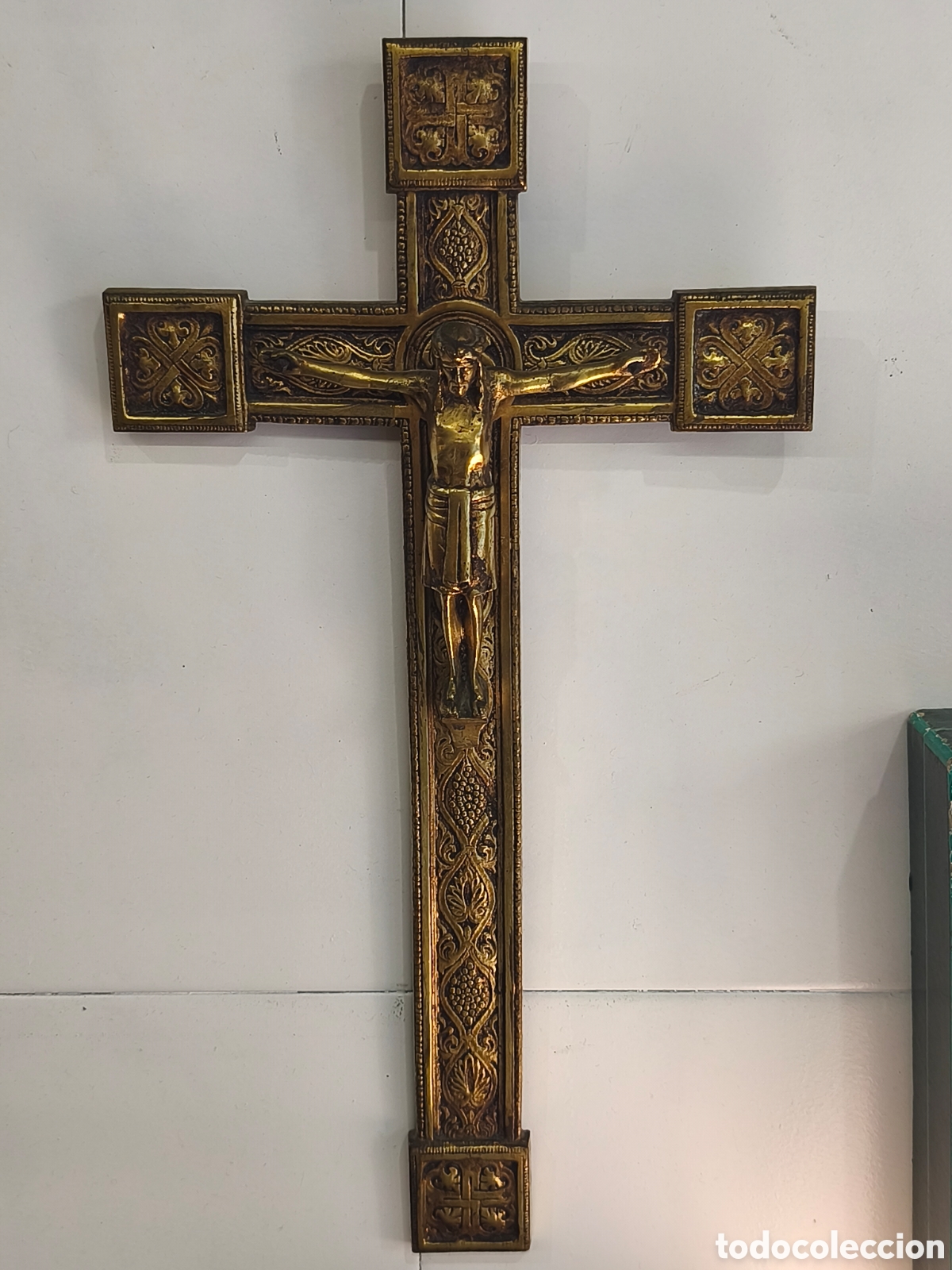 Antig&uuml;edades: Crucifijo de bronce 41cm x 22cm - Foto 2
