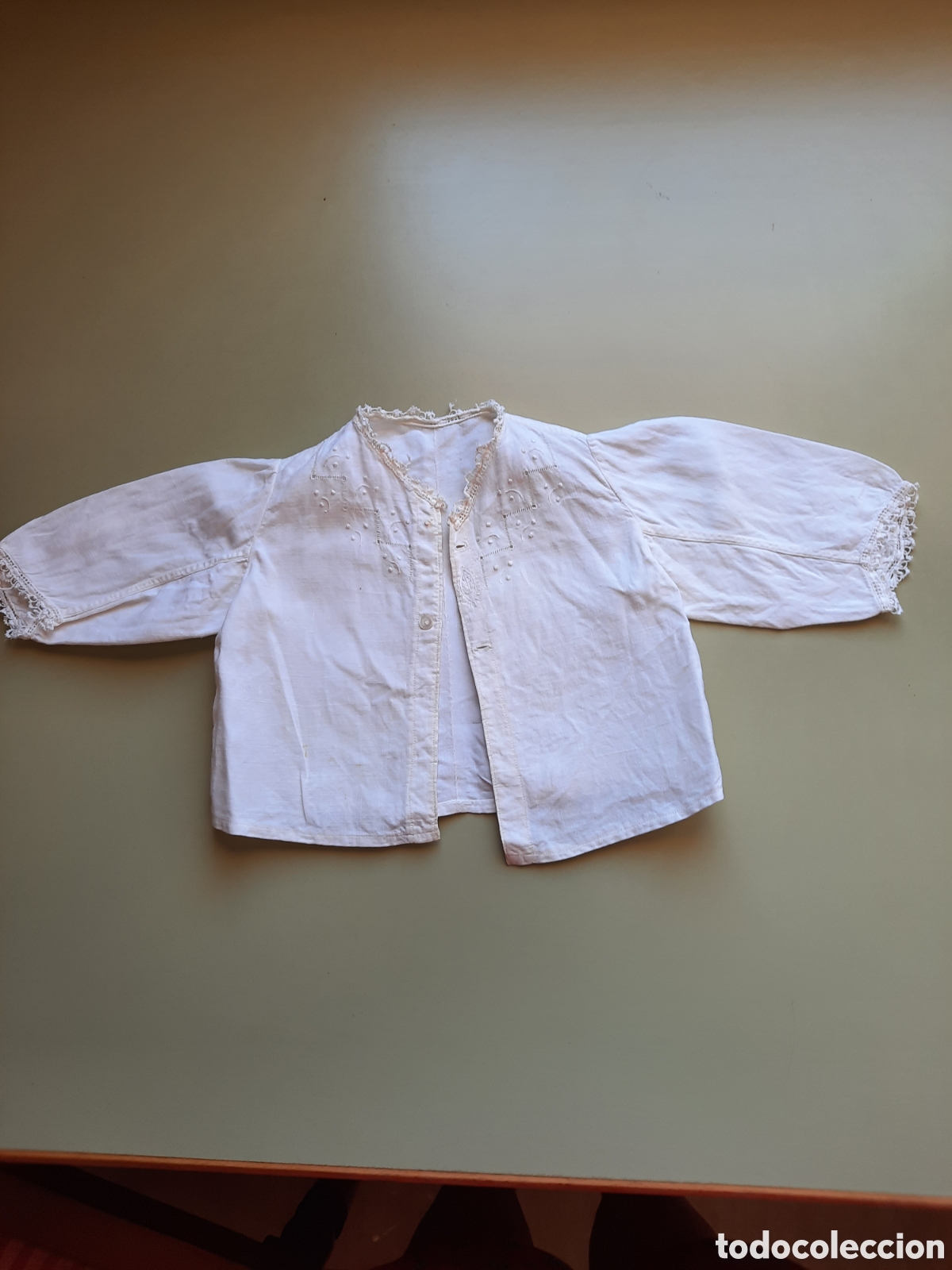 Antiquit&auml;ten: Antigua camisa reci&eacute;n nacido, a&ntilde;os 20