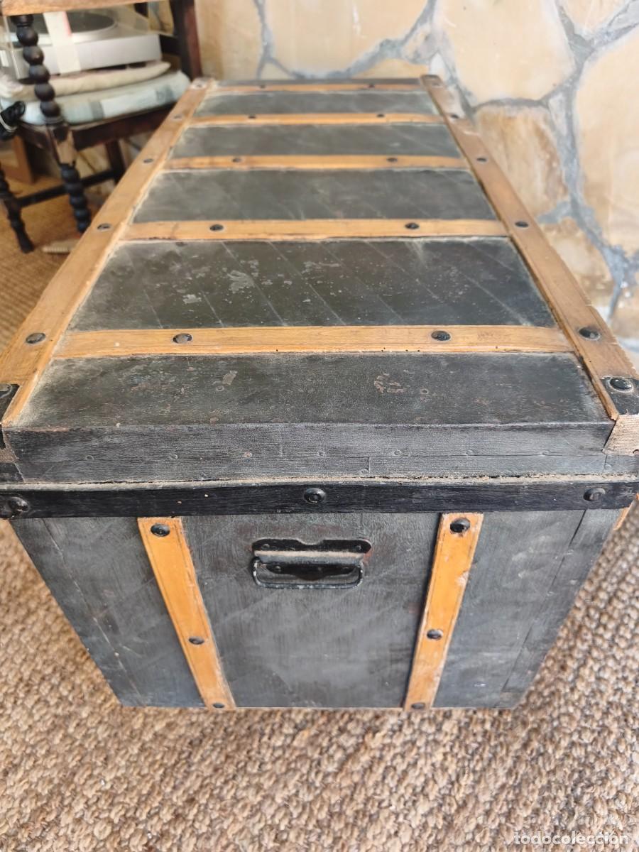Antig&uuml;edades: Ba&uacute;l antiguo madera chapada. A RESTAURAR!!! - Foto 5