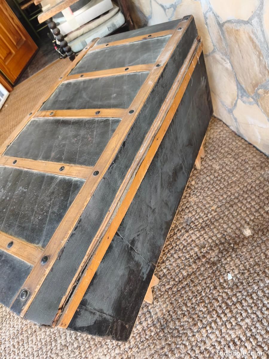 Antig&uuml;edades: Ba&uacute;l antiguo madera chapada. A RESTAURAR!!! - Foto 6