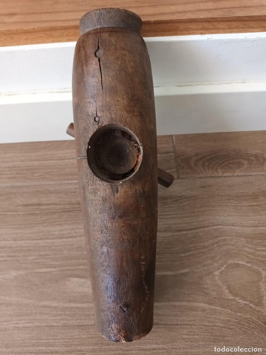 Antig&uuml;edades: Prensa de madera antigua